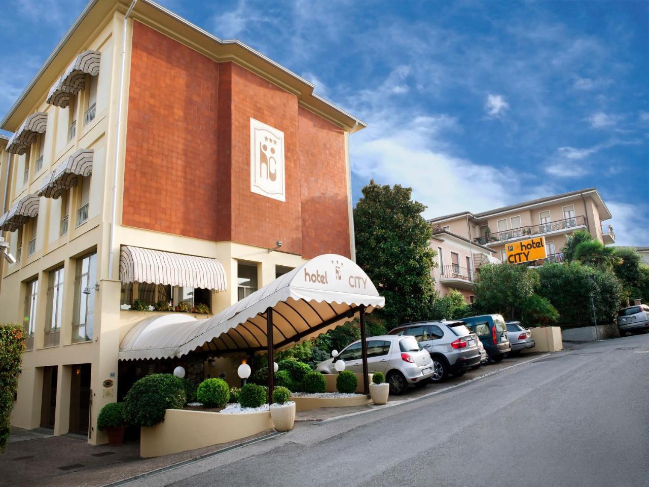 Hotel City Desenzano del Garda Exterior photo